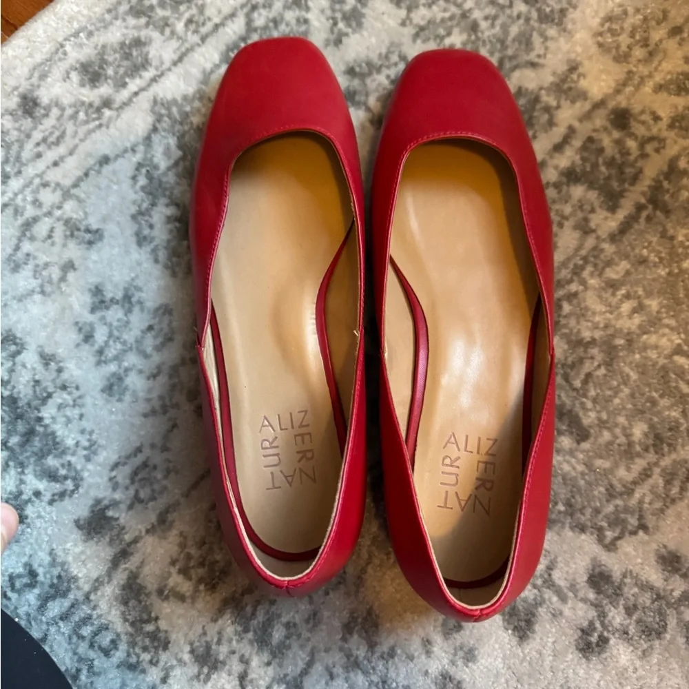 NWOB Naturalizer Red Square-Toe Women's Shoes sz 8 - Picture 4 of 5